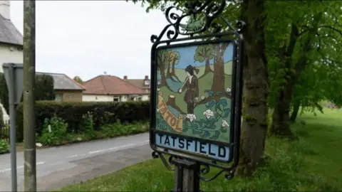 Tatsfield village sign