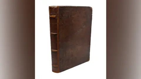 Hansons Auctioners A picture of the Castle of Knowledge closed on a white background