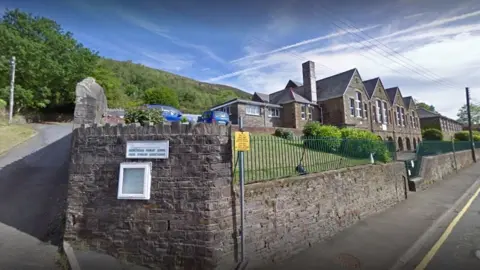 Godre'r Graig Primary School