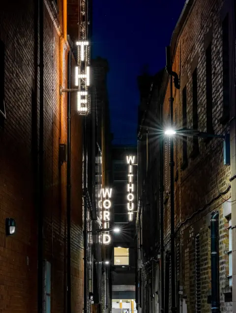 Perth and Kinross Council New artwork in Perth vennel