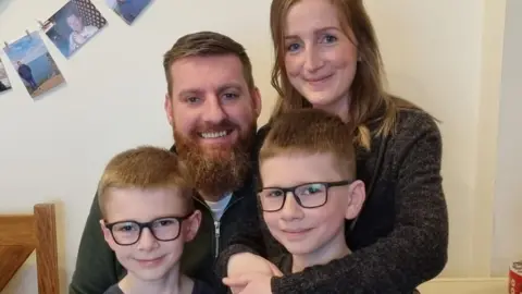 Darren Beggs Darren Beggs