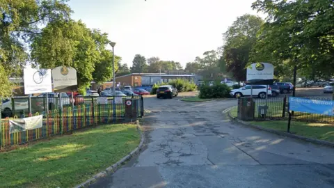 Google Manor High School in Oadby