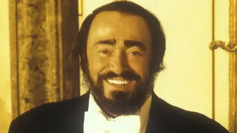 Luciano Pavarotti