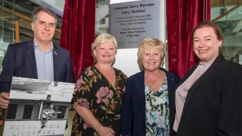 Liverpool City Region Steve Rotheram, Mayor of the Liverpool City Region, and Gerry Marsden's daughter Yvette, widow Pauline and daughter Victoria