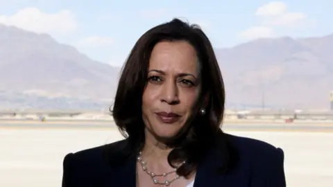 US Vice-President Kamala Harris at El Paso airport, 26 June 2021