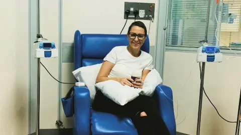 Gemma Williams Gemma having her first round of Kadcyla in mid-November