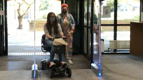 Rhiannon Smith Rhiannon Smith