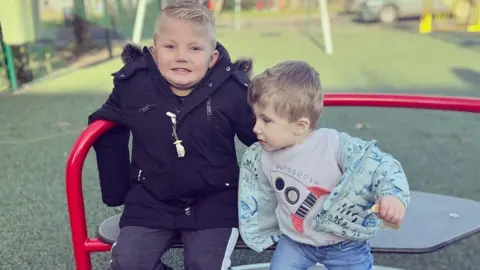 Farrah Moseley-Brown Farrah's sons Cohan and Clay