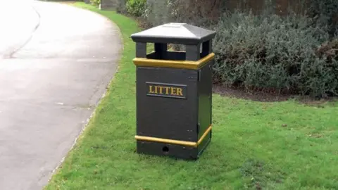 Exeter City Council Public litter bin