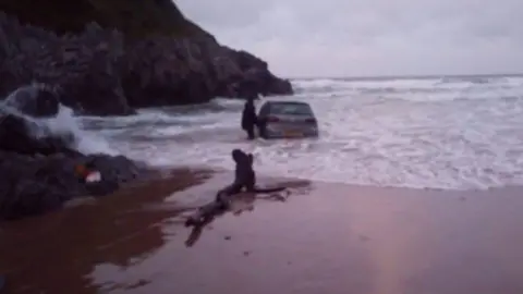 Mumbles Coastguard car