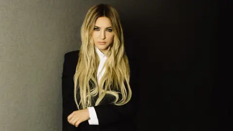 Republic Records Julia Michaels