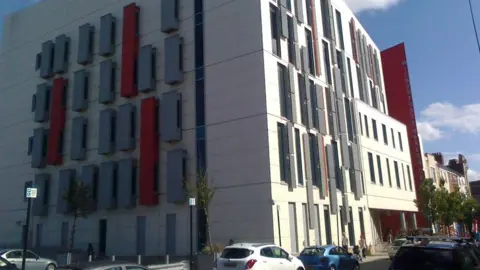 Geograph/David Anstiss Wilberforce Health Centre, Hull