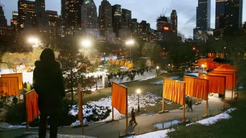 Mario Tama "The Gates" in New York's Central Park