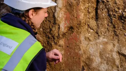 English Heritage Excavation at Richborough Roman fort