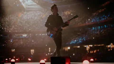 Mike Lewis Photography Kelly Jones of the Stereophonics playing at the Principality Stadium