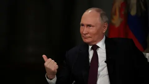 Tucker Carlson interview: Fact-checking Putin's 'nonsense' history