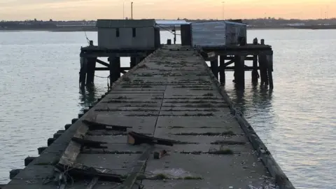 Sally Chicken Shotley Pier