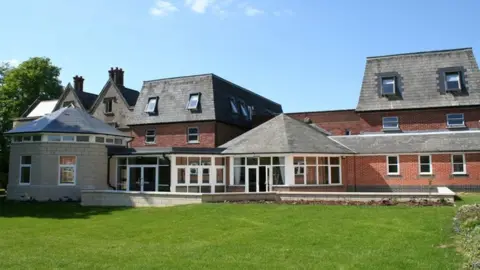 Shaftesbury School Barton Hill House