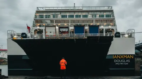 IOMSPC Rear of the Manxman