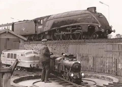 Kerr's Miniature Railway Kerr's Miniature Railway