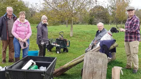 Margaret Gibson Frieze Hill Community Orchard Volunteers