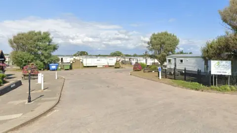 Google Southwold harbour caravan park