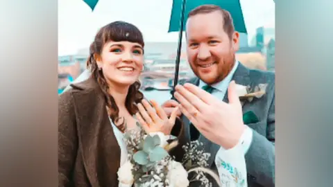 Hanne Brooks The couple