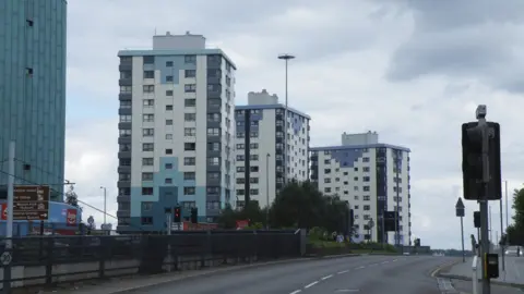 Geograph / Terry Robinson Tower blocks in Sheffield