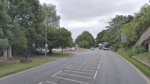 A3052 Sidmouth Road at Clyst St Mary