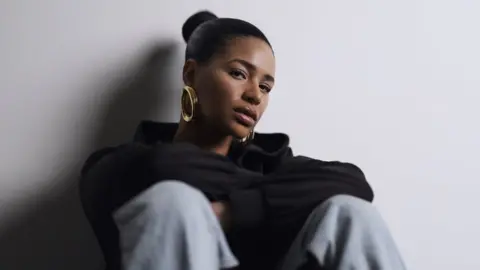 NewNew Courtne Smith