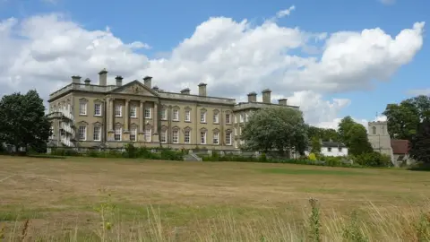 Colin Park/Geograph Riddlesworth Hall