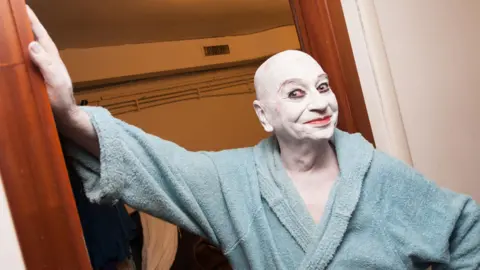 Alamy Lindsay Kemp