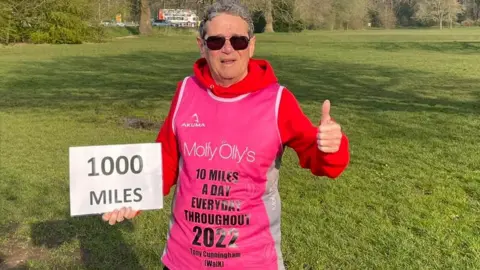 Tony Cunningham Tony Cunningham