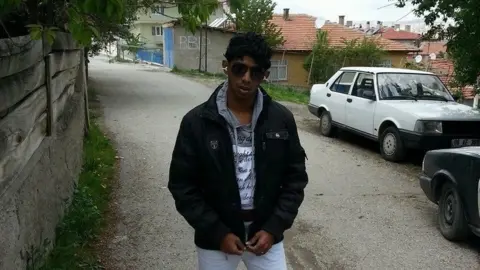 Mujahed Aqlan Mujahed Aqlan in Turkey