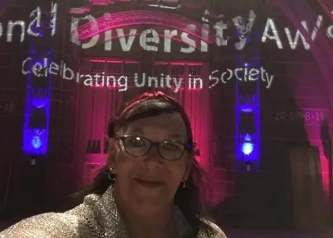 Ellie Lowther Ellie Lowther