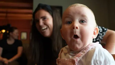 A breastfeeding group in Inverclyde has empowered new mums in the area to breastfeed.