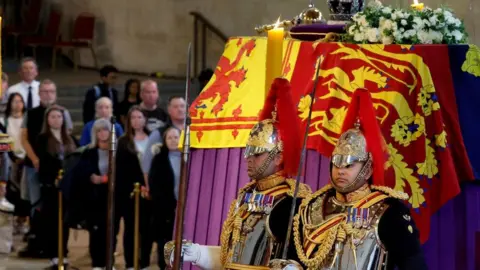 Reuters Queen's coffin