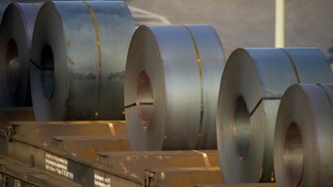 US tariffs: Steel and aluminium levies slapped on key allies - BBC News