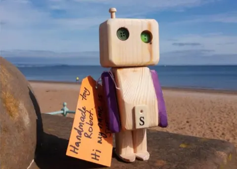 Ryan McGoverne Robot