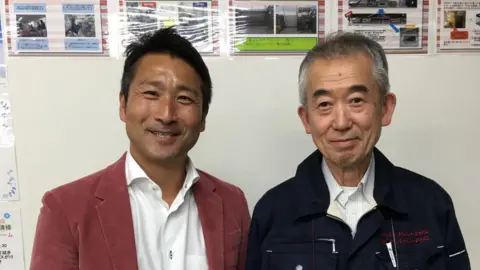 Yoshi Kunihiro (left) Nakao Sugiyama (right)