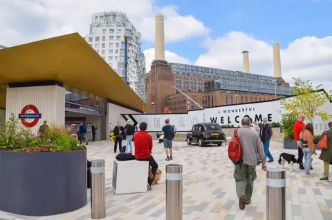 Vuk Valcic/SOPA Images/Sipa USA/PA Media Battersea Power station tube