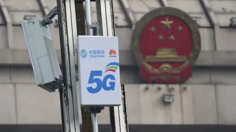 Huawei 5G antenna