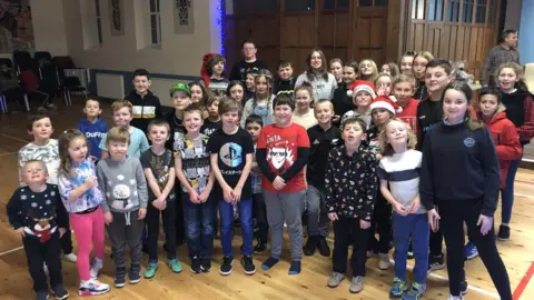 The children in Dyffryn Ardudwy enjoyed a Christmas party after the parents rallied together to restart the youth club