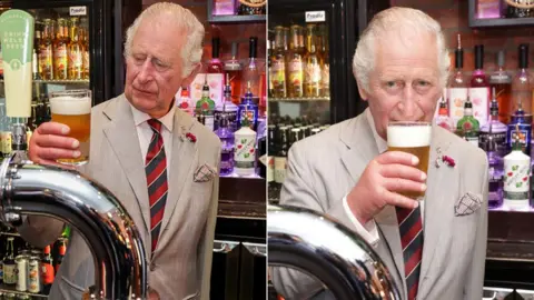 Getty Images Charles at The Lion pub in Treorchy, July 2022