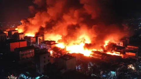 Getty Images An aerial view of the fire that broke out at the Waaheen market in Hargeisa, Somaliland