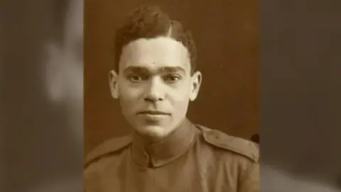 G&K Auctioneers Sgt William Robinson Clarke