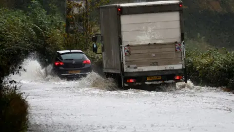 Getty Images storm on roads