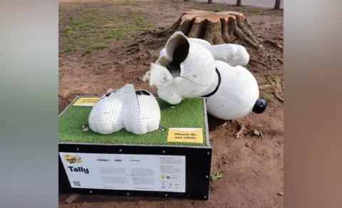 Dogs Trust Broken Tally statue