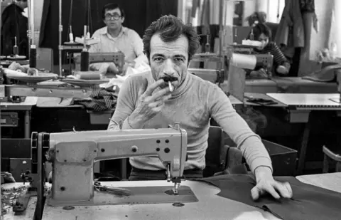 Neil Martinson Garment factory, Shacklewell Lane, 1981