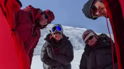 Antarctic Quest 21 Antarctic Quest 21